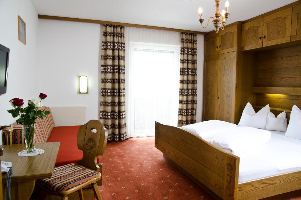 Berghotel Rasis Galtür Zimmer foto